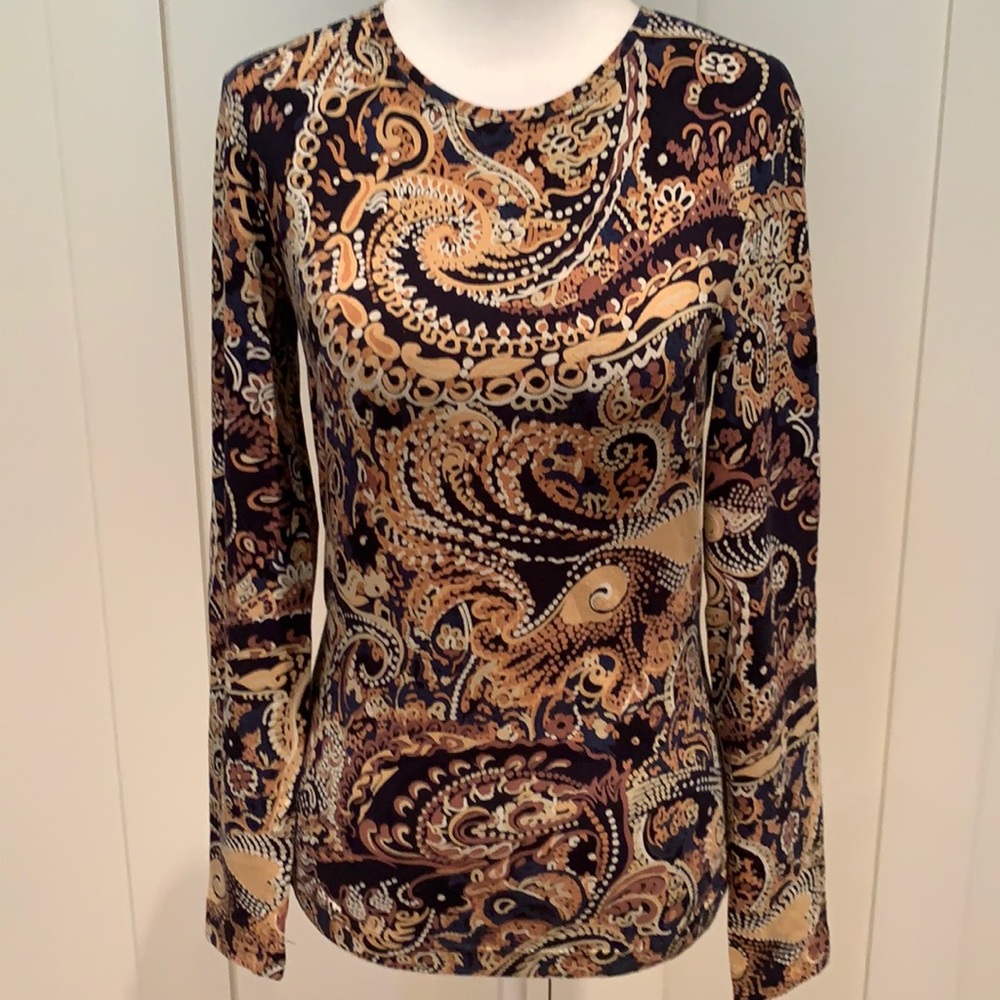 ESCADA PAISLEY PRINT LONG SLEEVE 91 COTTON 9 ELASTANE TOP BLACK BACKGROUND SZ S